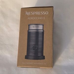 Nespresso Aeroccino 3 Electric One-Touch Milk Frother 8 oz Black 3594-US-BK NEW
